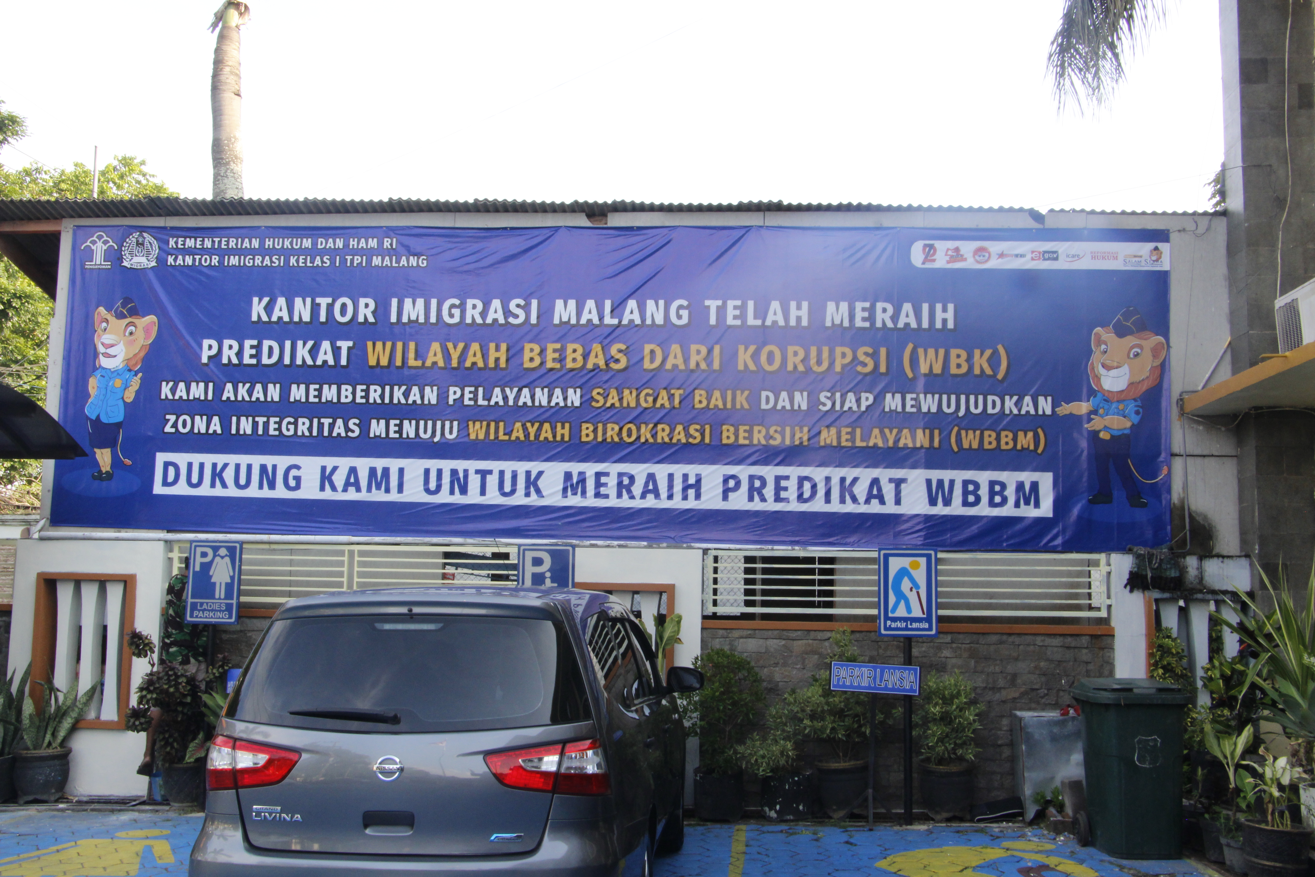 Tempat Parkir Prioritas