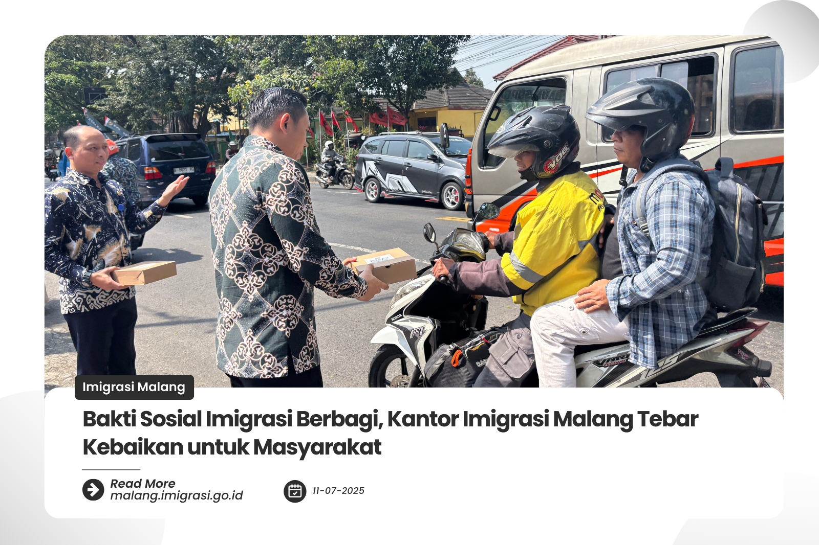 Bakti Sosial Imigrasi Berbagi Kantor Imigrasi Malang Tebar Kebaikan untuk Masyarakat
